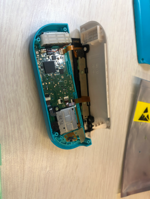 Switch JoyCon摇杆漂移更换修复实测有效方法 Switch JoyCon摇杆漂移更换修复实测有效方法
