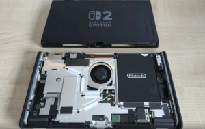 Switch2欧盟改良款主机电池可自行拆卸 官方演示更换操作 Switch2欧盟改良款主机电池可自行拆卸 官方演示更换操作